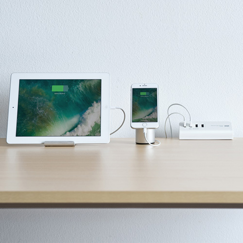USB充電器（コンセント・USB・4ポート・クランプ式・机固定・スマホ・ホワイト）
