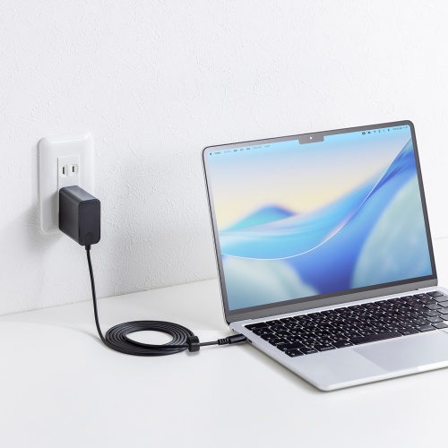 AC充電器（PD65W・Type-Cケーブル一体型・ノートパソコン充電器・スマホ・タブレット・持ち運び・PSE適合品・ブラック）