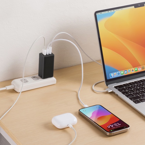 USB PD対応AC充電器（PD65W・Type-C×2＋Type-A×1） ACA-PD95BK サンワサプライ