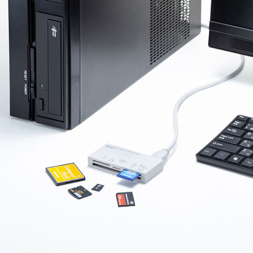 マルチカードリーダー(USB 3.1 Gen1対応・TYPE-A・5スロット・ホワイト)
