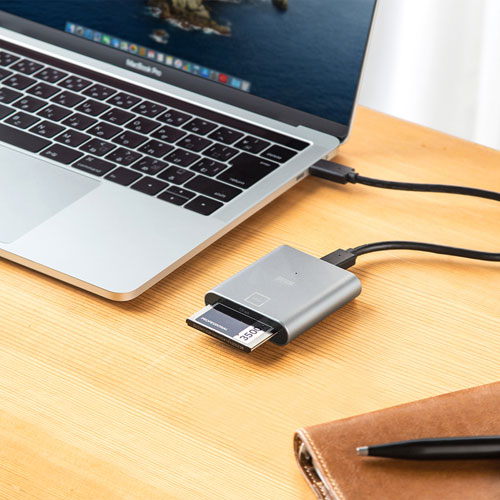 カードリーダー（CFast対応・USB Type-C接続・Windows・Mac・シルバー）