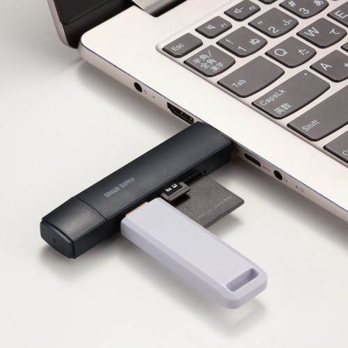 SD/microSDカードリーダー（USB Type-C ＆ USB-A両対応・直挿し・USBポート付き）