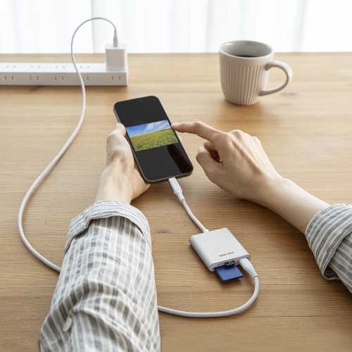 カードリーダー（タイプCカードリーダー・PD充電・100W・SD・microSD・スマートフォン・タブレット・同時読み込み） ADR-5TCSDPW サンワサプライ