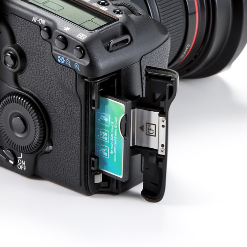 デジタル一眼レフカメラに便利な、microSDカードをCFとして使える変換アダプタ サンワサプライ