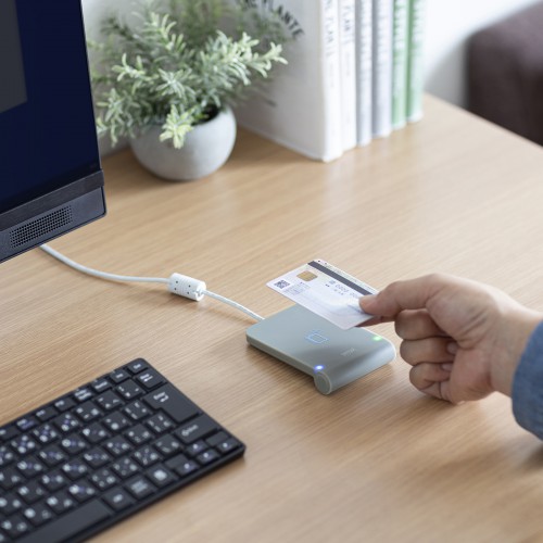 非接触型ICカードリーダライタ｜マイナ保険証・電子車検証・e-Tax対応