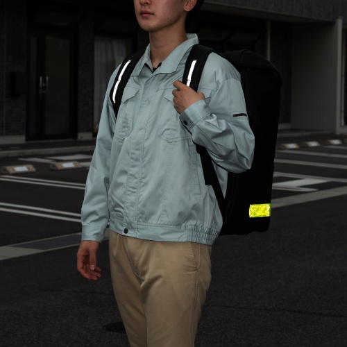 リュックサック（34L・現場用・反射テープ・着脱可能・ヘルメット収納ポケット・タブレット収納・シューズ収納・耐水・夜道・法人・ブラック）