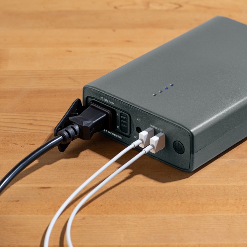 モバイルバッテリー（AC出力対応・80W出力対応・40200mAh・USB-A2ポート・USB充電）