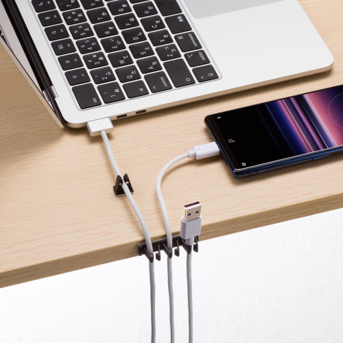 ケーブルホルダー（はさみで切り離せる・両面テープ貼り付け・6本収容・ケーブルクリップ・3個入り）