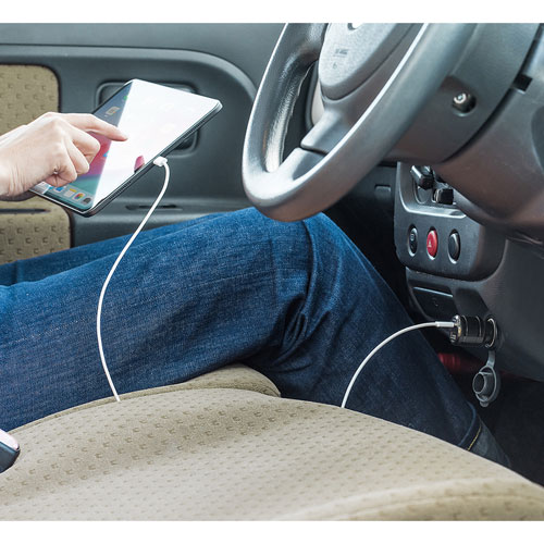 USB Power Delivery対応カーチャージャー（2ポート・30W）