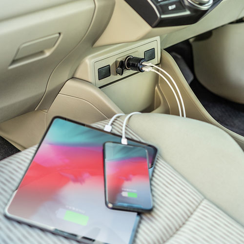 USB Power Delivery対応カーチャージャー（2ポート・30W）