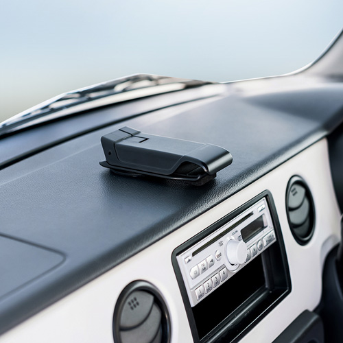 【訳あり 新品】スマホ車載ホルダー（クリップ式・強力ゲル吸盤・ダッシュボード） ※箱にキズ、汚れあり