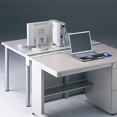 ケーブルボックス（対面用） 事務机にケーブル収納機能を付加する、ケーブルボックス。対面用、幅1200mm。 CB-T1200