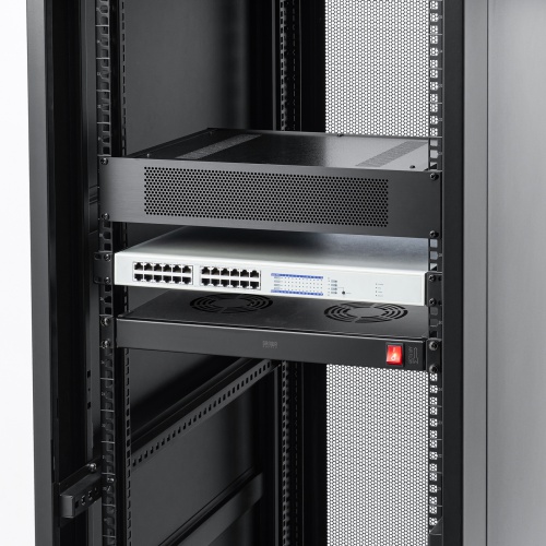 ラックマウント冷却ファンユニット（ファン6台・19インチサーバーラック用）