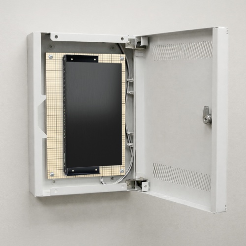 垂直19インチラックマウントブラケット（1U）