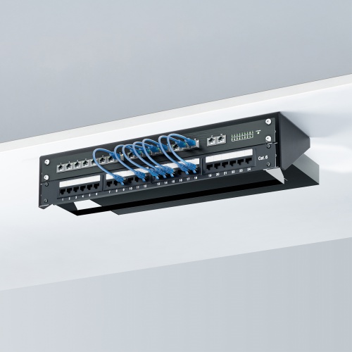 垂直19インチラックマウントブラケット（2U）