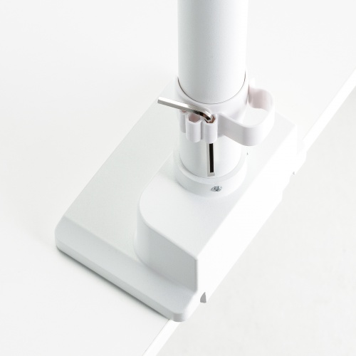 モニターアーム（ディスプレイアーム・ガススプリング・薄型クランプ・耐荷重1から9kg・32インチまで対応・ホワイト）