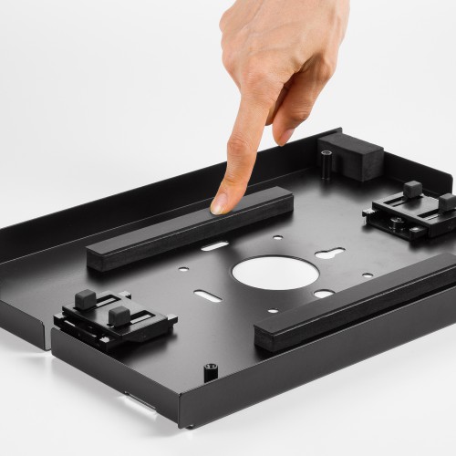 iPad用スチール製ケース（VESA75×75mm対応・ブラック）CR-LAIPAD16BK