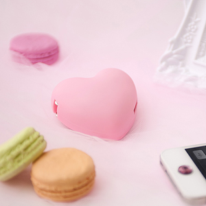 ハート型USB充電器（USB-ACアダプタ・iPhone・スマートフォン対応・ピュアピンク）