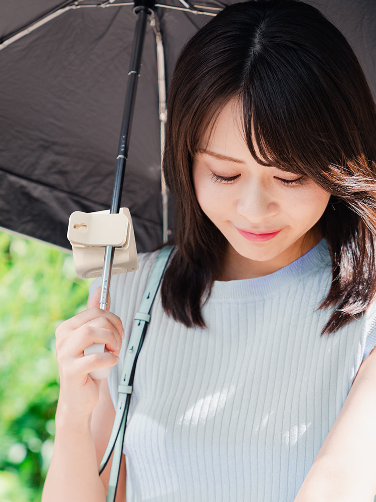 ハンズフリーで涼しい！腰・首・傘に使える多機能ベルトファン【軽量150g】ベージュ