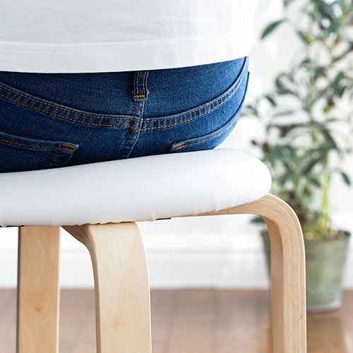 【在庫限り特価】丸椅子（クッション・木製・天然木・スツール・スタッキング・おしゃれ・ホワイト）