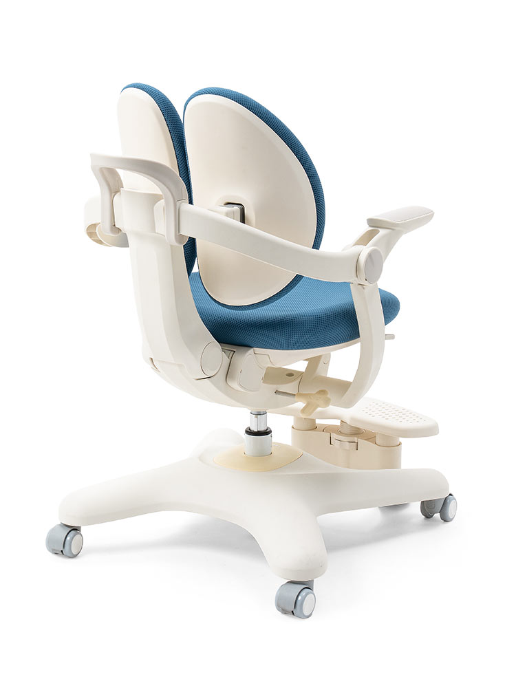 子供用学習椅子 背もたれ前後可動／姿勢を保ちやすい構造