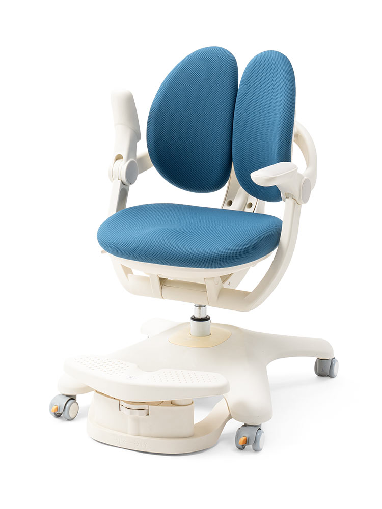 子供用学習椅子 背もたれ前後可動／姿勢を保ちやすい構造