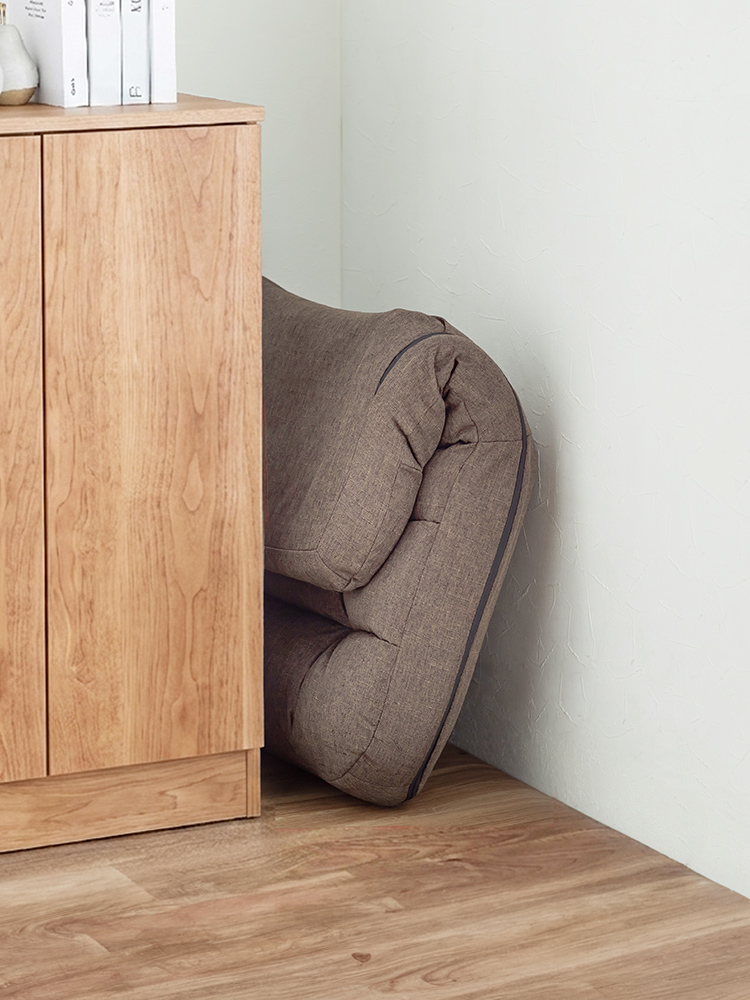 あぐらも組めるワイド座面のロータイプ高座椅子 | ふわふわクッションで極上リラックス