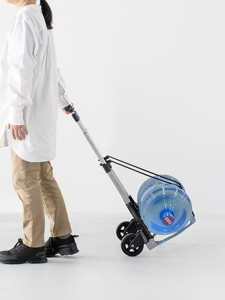 高さ調整できるアルミ製キャリーカート | 軽量＆折りたたみ式・耐荷重70kgで荷物運搬に便利