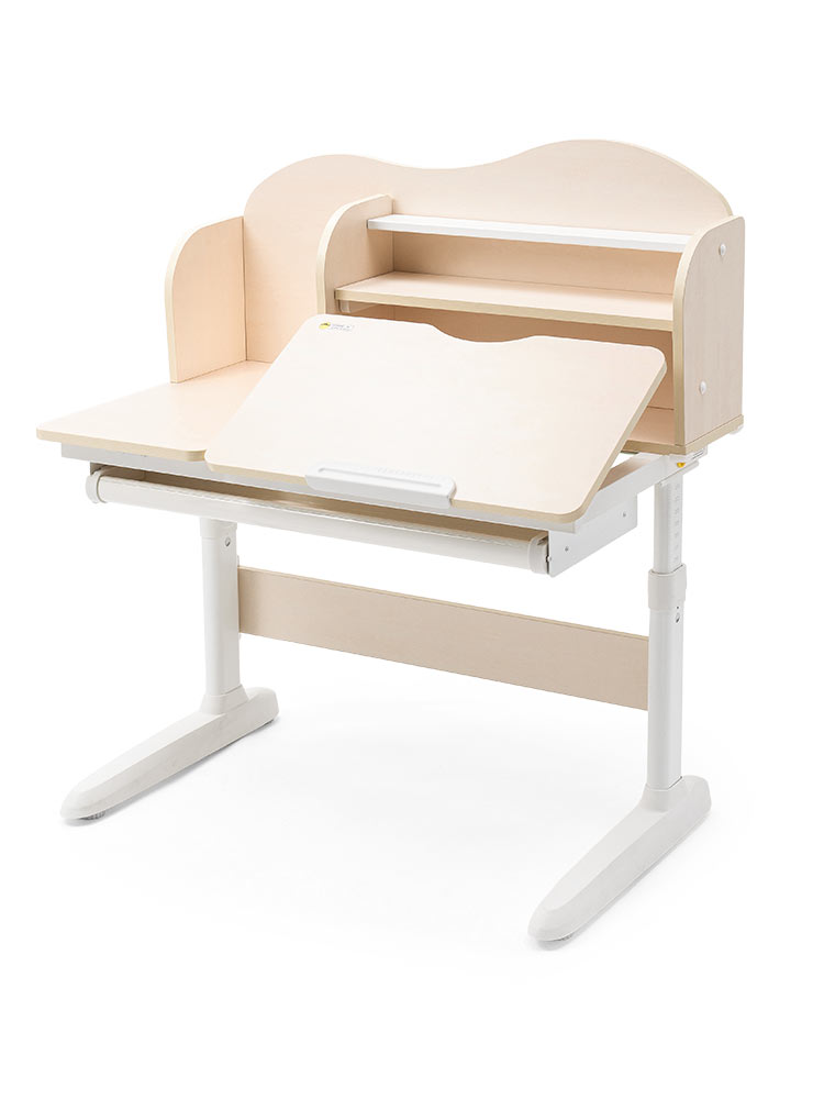 成長に寄り添う学習机 | 高さも角度も自在に調整できる多機能デスク