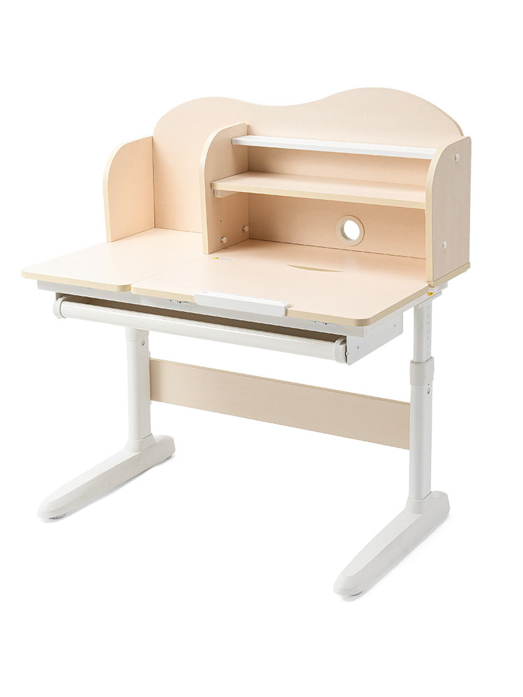 成長に寄り添う学習机 | 高さも角度も自在に調整できる多機能デスク