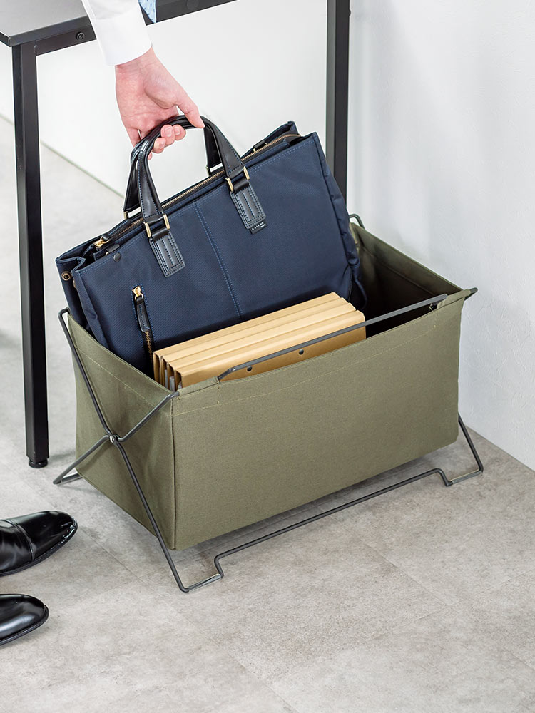 オフィス・リビングの足元をスッキリ スタッキング対応の多用途収納ケース カーキ