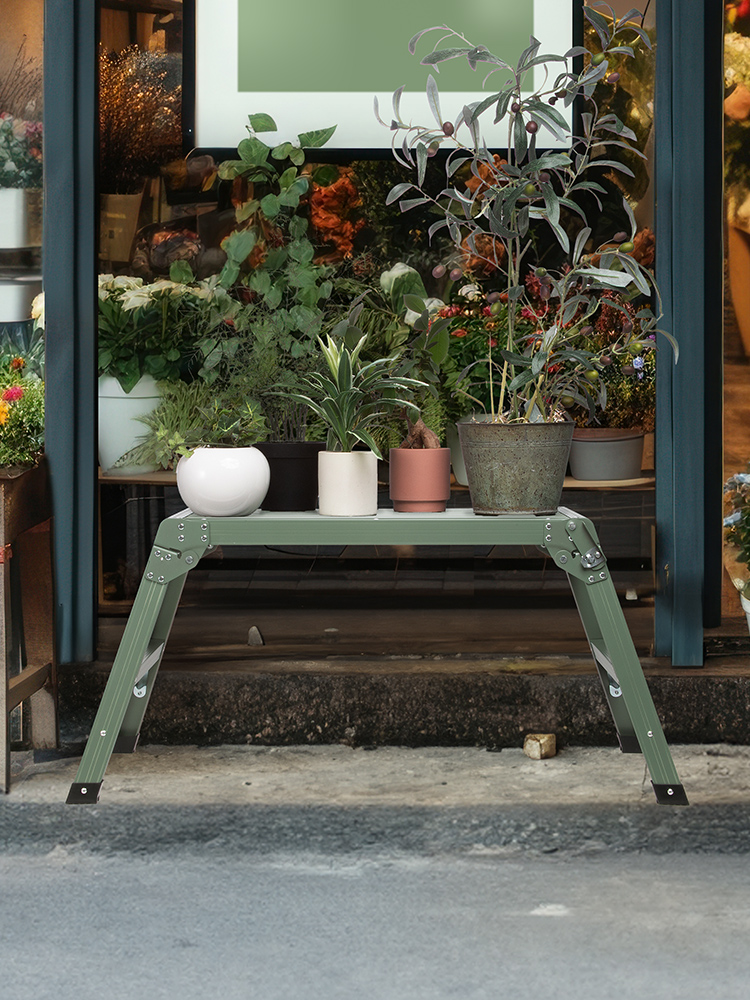 【足場台】洗車に便利折りたたみ軽量50cm耐荷重150kgアルミ カーキ