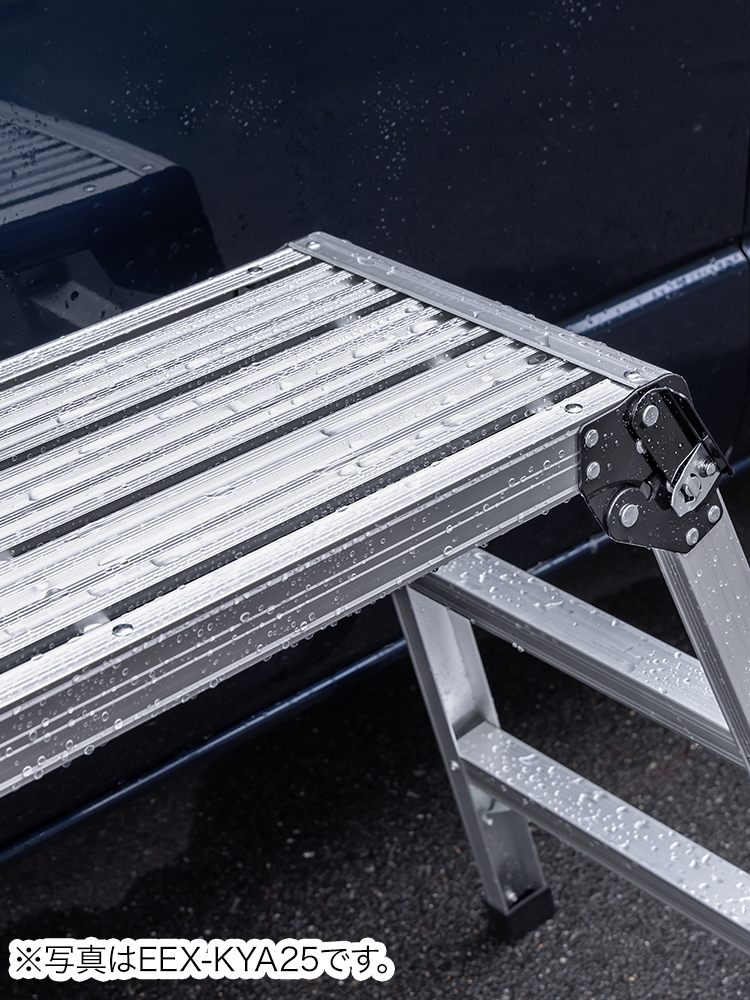 足場台 アルミ脚立(洗車や車メンテナンスにおすすめ 軽量・折りたたみ・高耐荷重タイプ・ブラック)