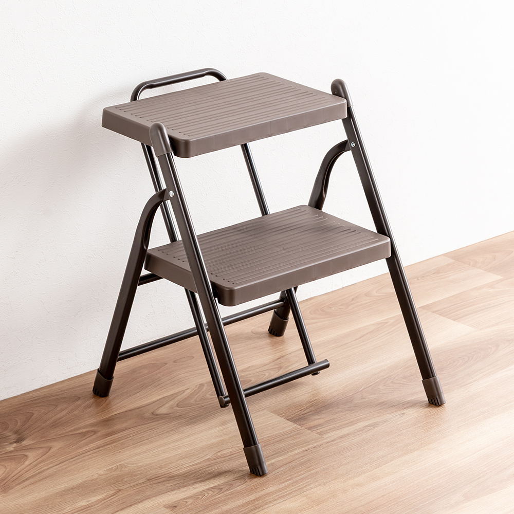 脚立 2段踏み台／折りたたみ・滑り止め加工／室内外で使いやすい設計 ブラウン