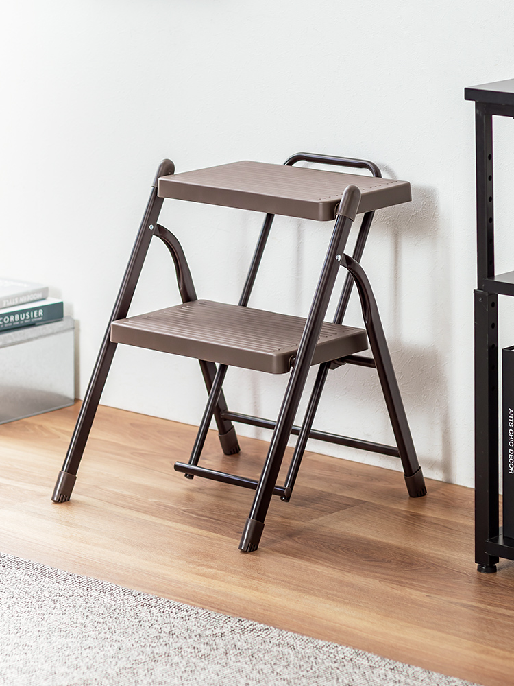 脚立 2段踏み台／折りたたみ・滑り止め加工／室内外で使いやすい設計 ブラウン