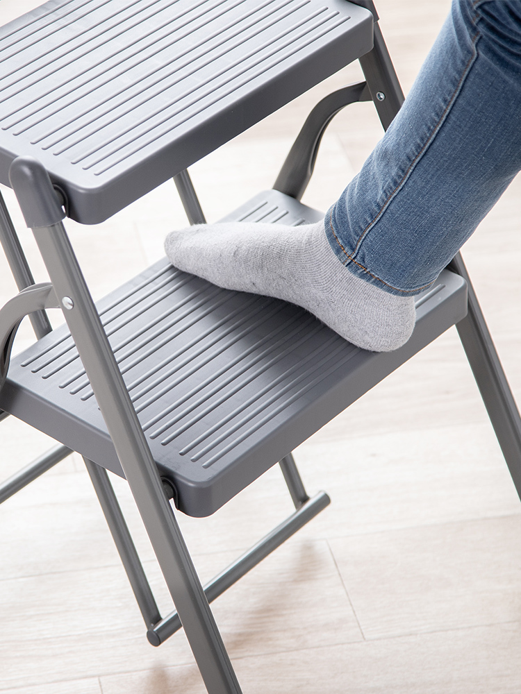脚立 2段踏み台／折りたたみ・滑り止め加工／室内外で使いやすい設計 グレー
