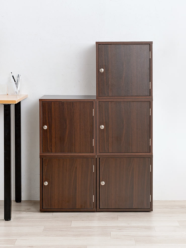 鍵付き木製キューブボックス | 小型セキュリティボックス – プッシュ開閉・ケーブル配線対応