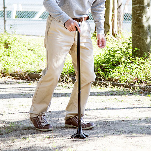 杖(ステッキ・右手用・グリップ・リハビリ・握り方・伸縮・介護・自立・4点・倒れない・高さ・長さ調節・短い・高齢者用)