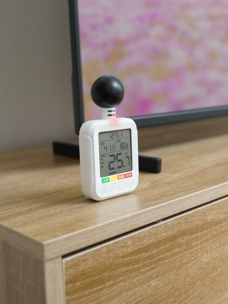 【WBGT対応】デジタル温湿度計 | 高精度で危険値アラーム付き、屋外でも使える