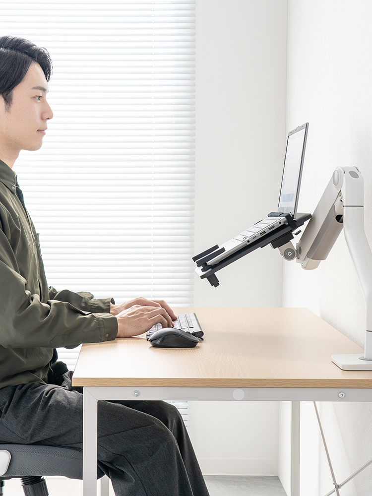 ノートパソコンホルダー モニターアーム取付 | VESA100対応・省スペース設置