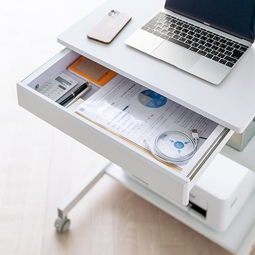 パソコンデスク（幅55cm・省スペース・テレワーク・在宅勤務・収納棚・ラック・勉強机・ゴムキャスター・ホワイト）