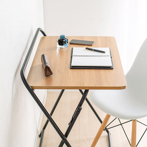 折りたたみデスク 折りたたみテーブル コンパクトデスク パソコンデスク 簡易デスク 省スペース 幅800mm 奥行400mm ライトブラウン