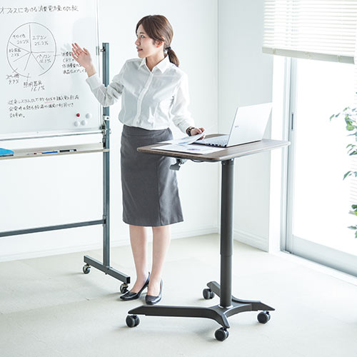 昇降デスク（手動・ガス圧・木目・横幅71.5cm・ノートPC台・キャスター付き）