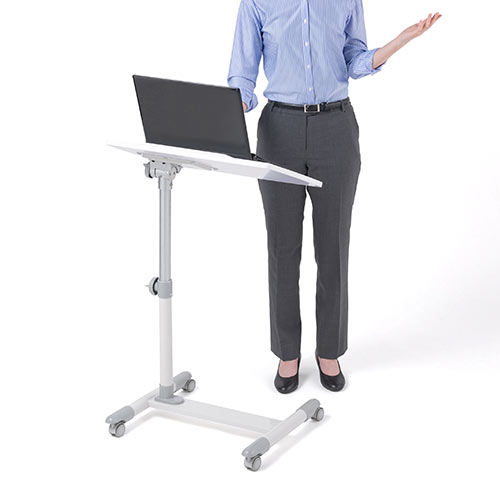 サイドテーブル(ノートパソコンデスク・高さ58～88㎝調整・角度無段階調整・テレワーク・在宅勤務・ベッド・ソファーサイド・ホワイト)