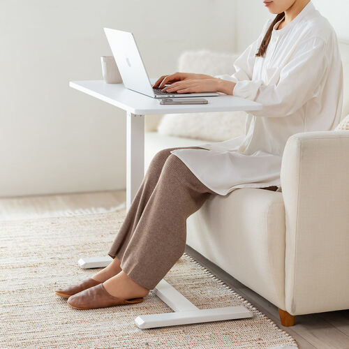 ソファサイドテーブル（サイドテーブル・ガス圧昇降テーブル・低床化キャスター・幅80cm・奥行40cm・昇降幅33cm・ホワイト）