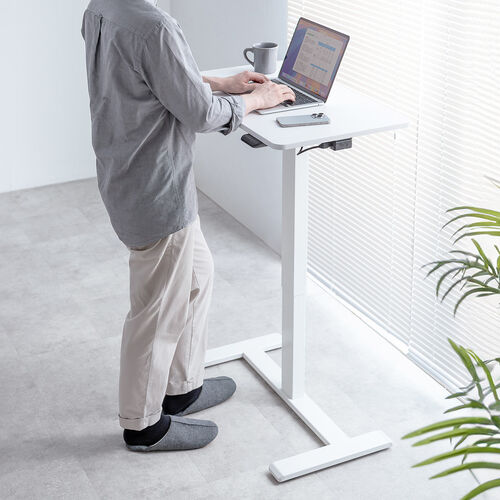 スタンディングデスク（電動昇降デスク・ソファサイドテーブル・低床キャスター・モバイルバッテリー稼働・軽量）