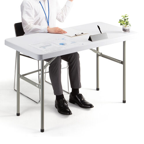 折りたたみテーブル（折りたたみデスク・ミーティングテーブル・樹脂天板・屋外・軽量・幅122cm×奥行61cm×高さ74cm）