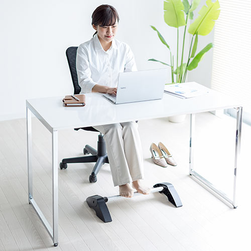 フットレスト（足置き・竹踏み風・角度調節可能・エルゴノミクス・耐荷重80kg）