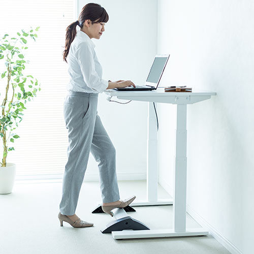 フットレスト（足置き・竹踏み風・角度調節可能・エルゴノミクス・耐荷重80kg）