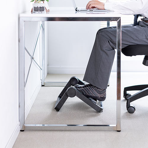 【アウトレット･訳あり・セール】フットレスト（折りたたみ・耐荷重10kg・足置き台・3段階高さ調節・角度無段階）